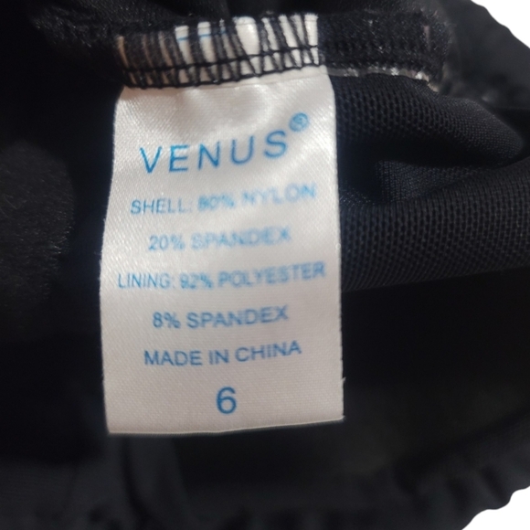 VENUS - Size 6 Black & White One Piece Swimsuit - Picture 6 of 6